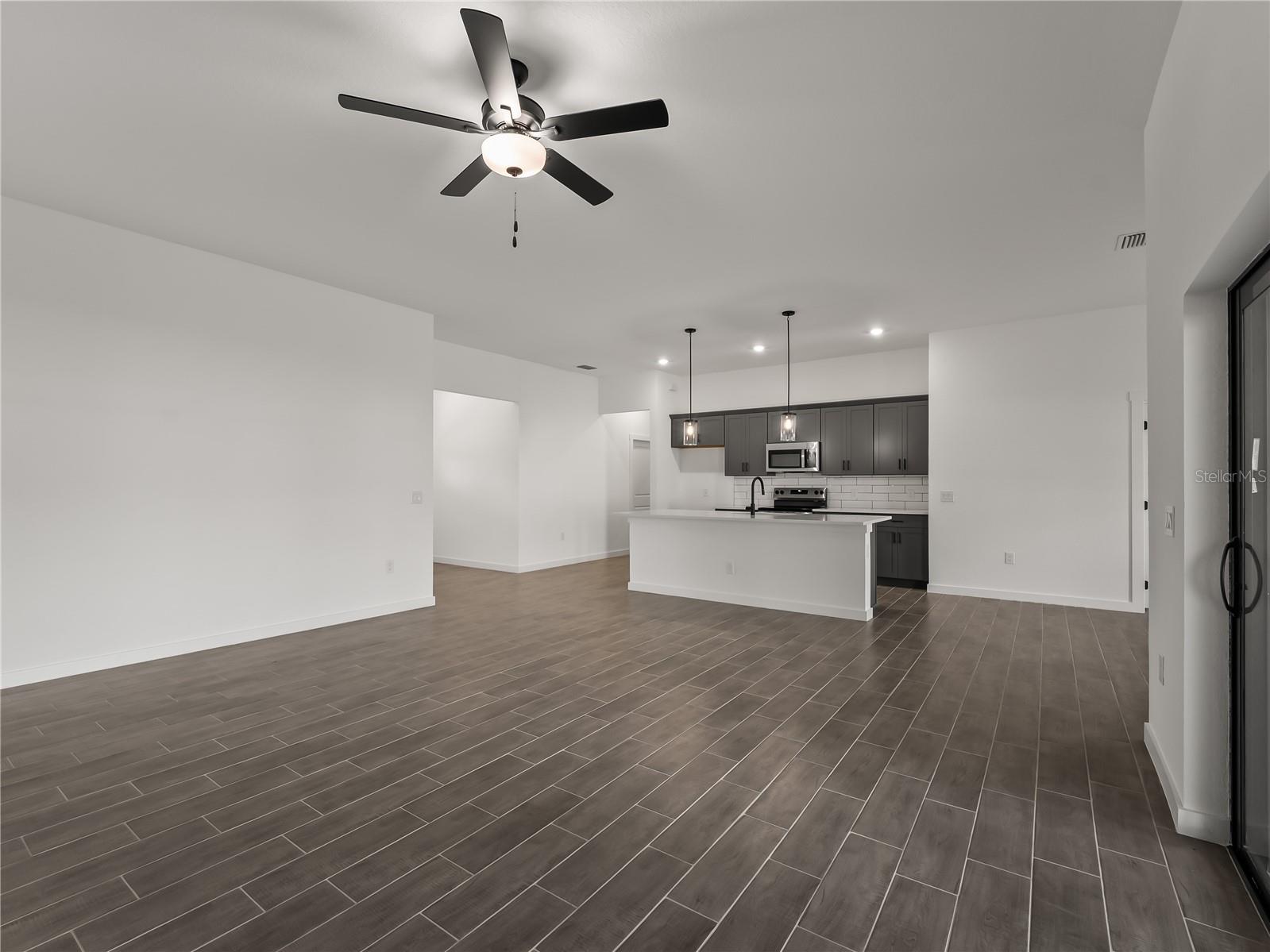 4409 LACOCO ST — photo 15