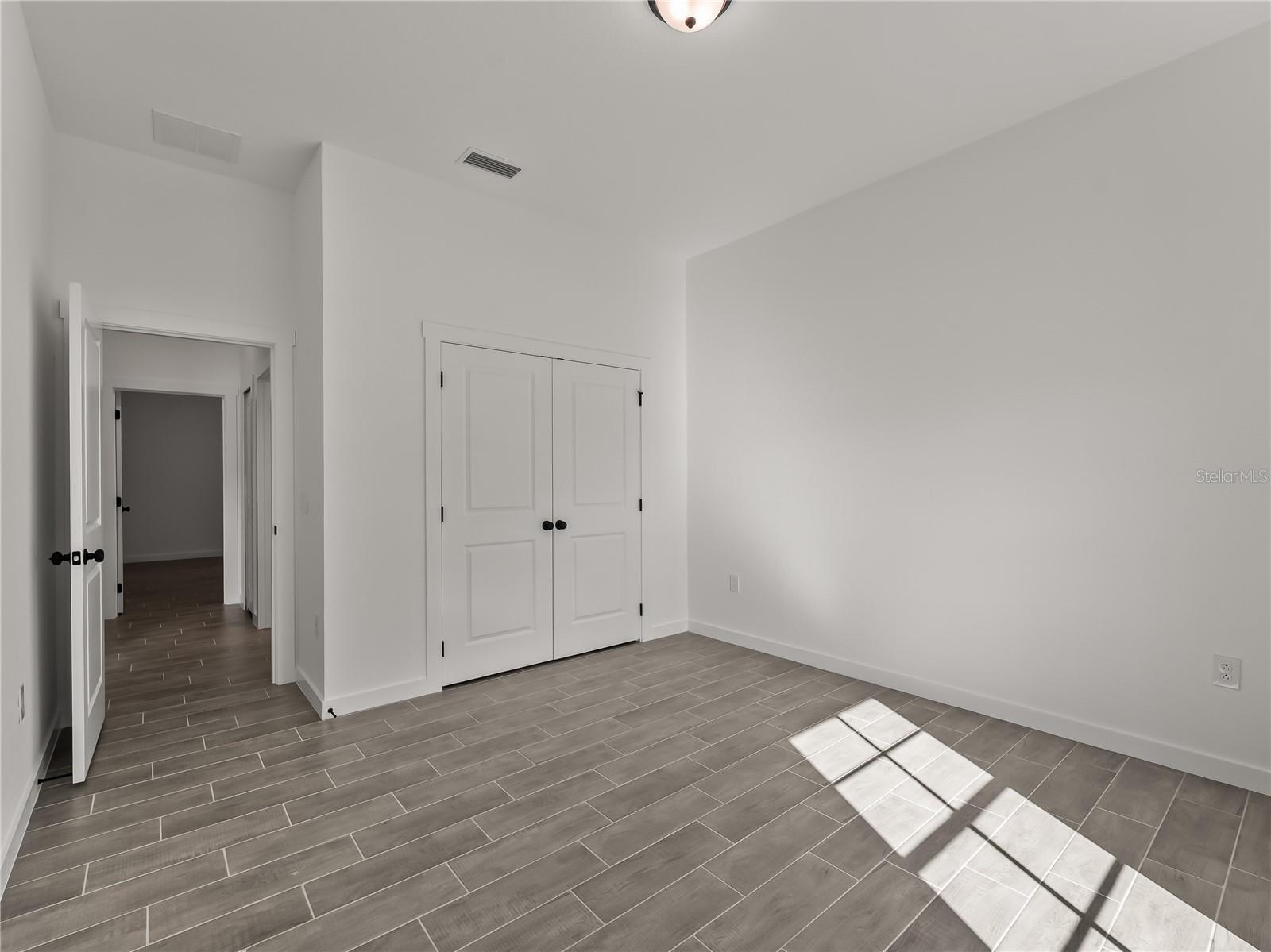 4409 LACOCO ST — photo 35