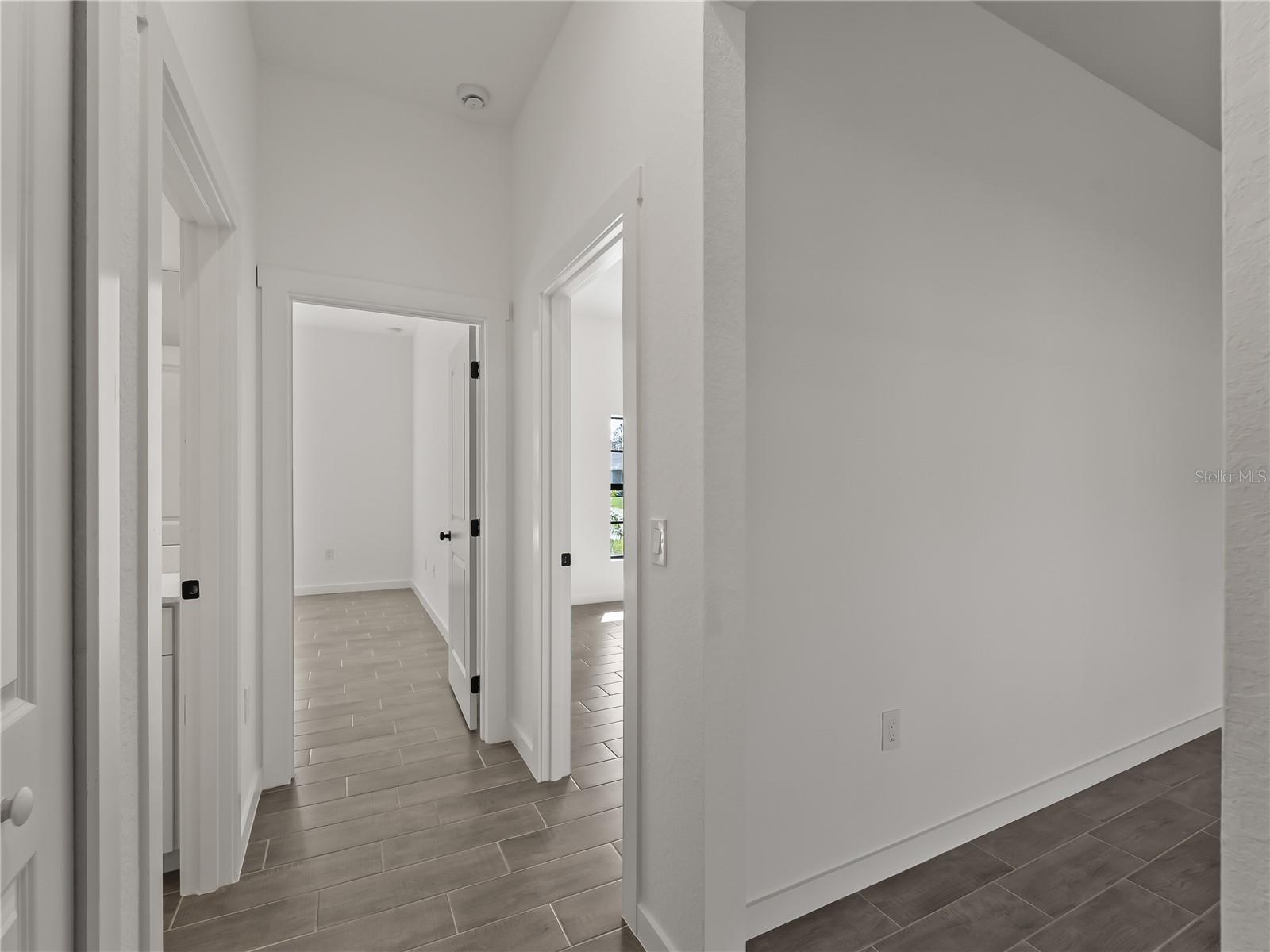 4409 LACOCO ST — photo 27