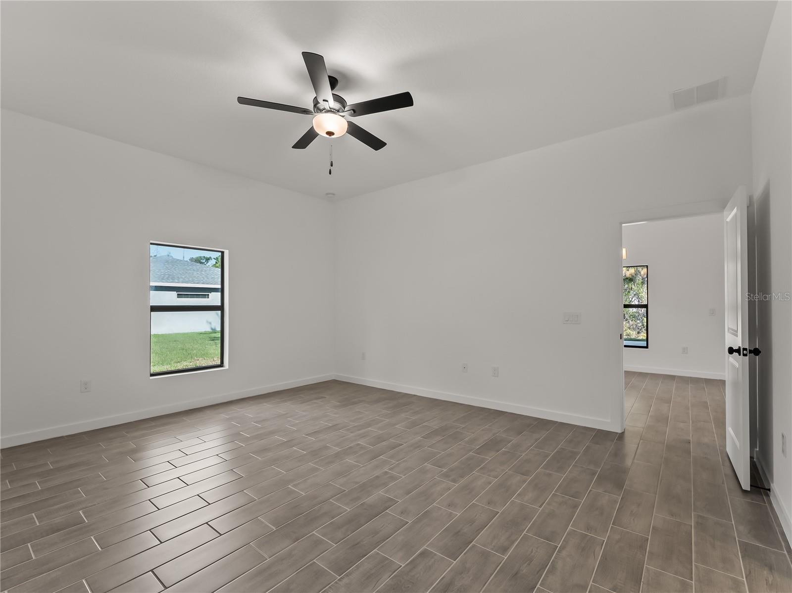 4409 LACOCO ST — photo 18