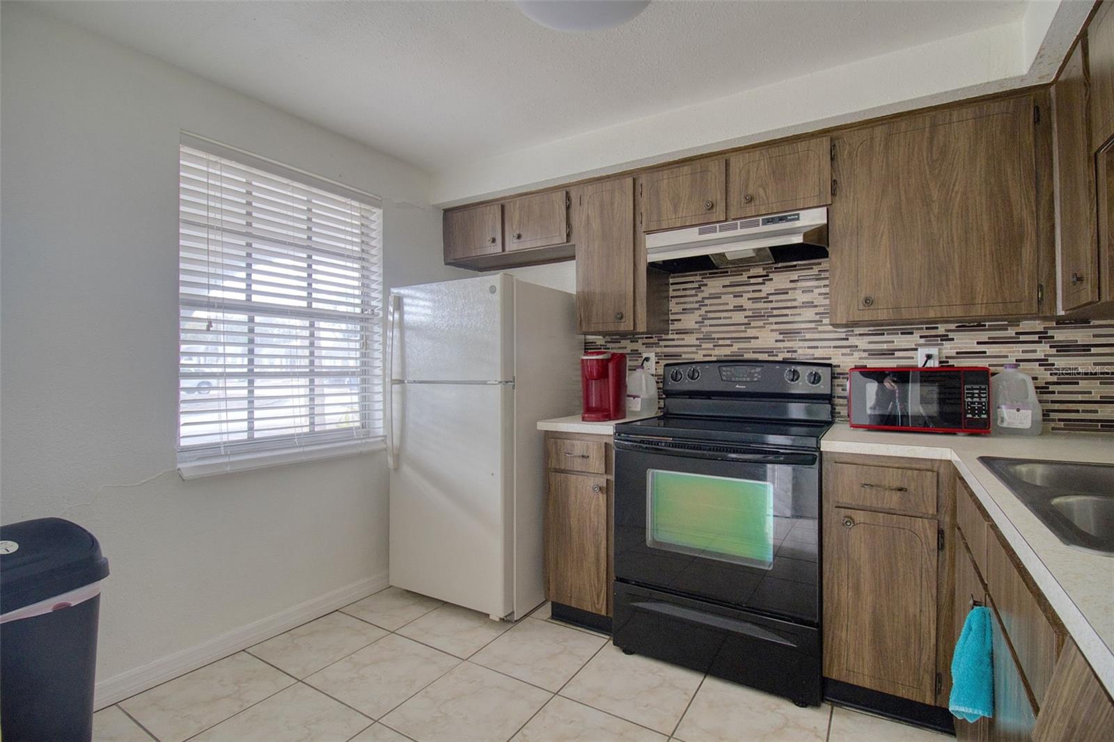 4242 REDCLIFF PL #C — photo 3