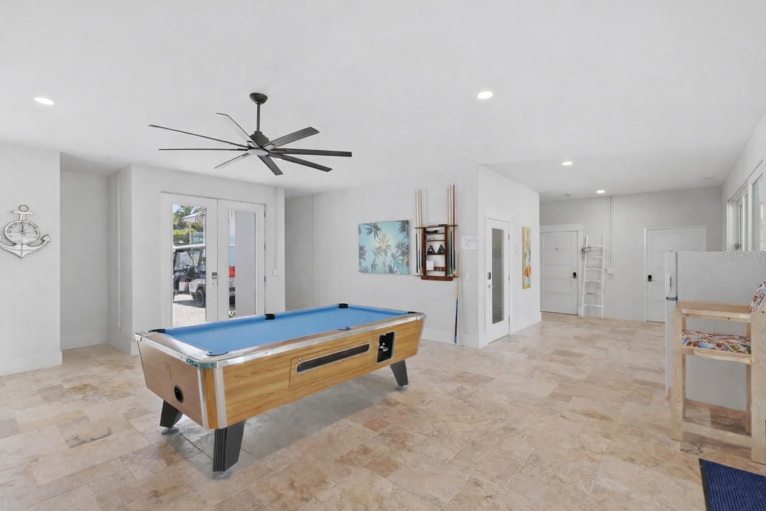 50 N SHORE DR — photo 40