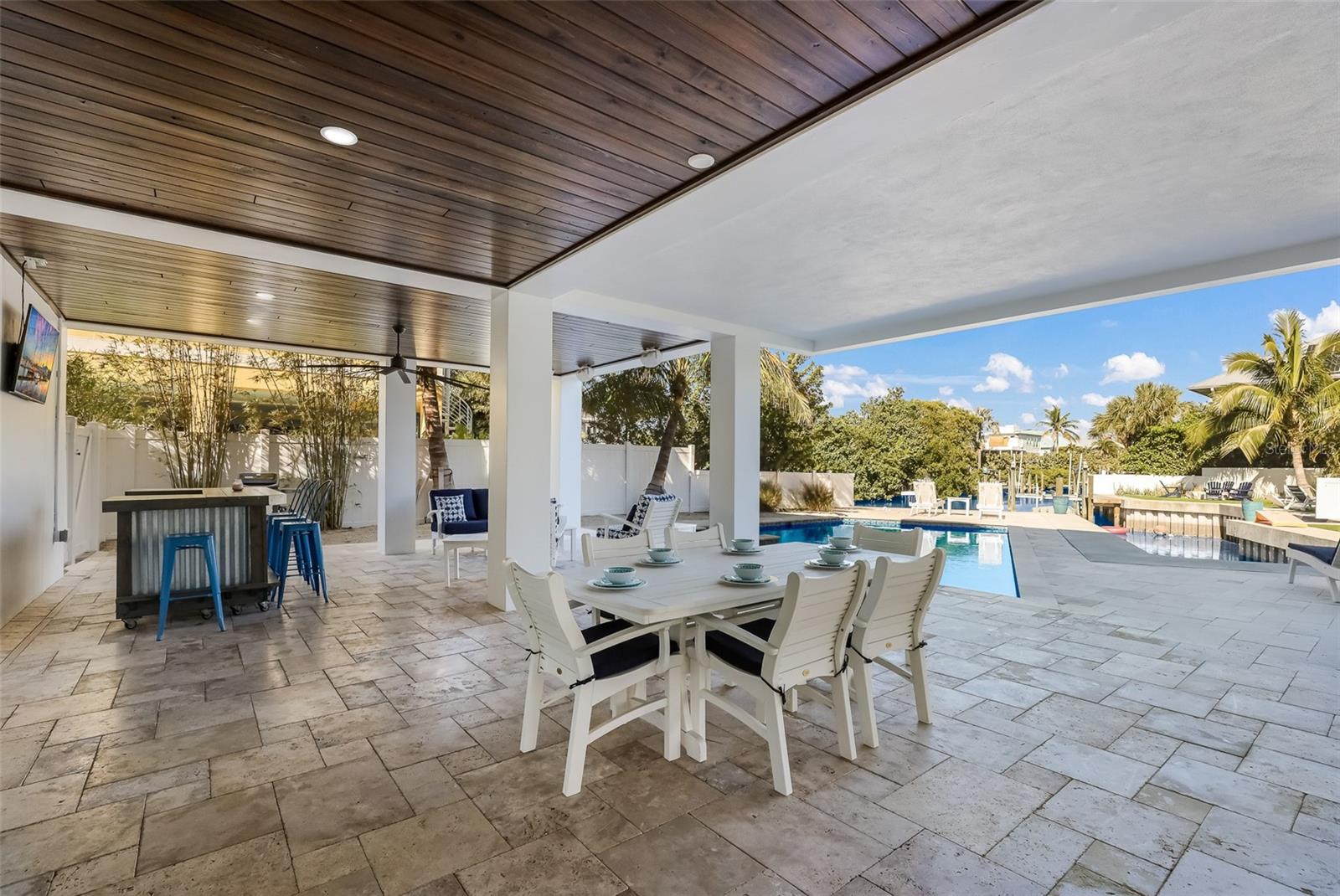 50 N SHORE DR — photo 47
