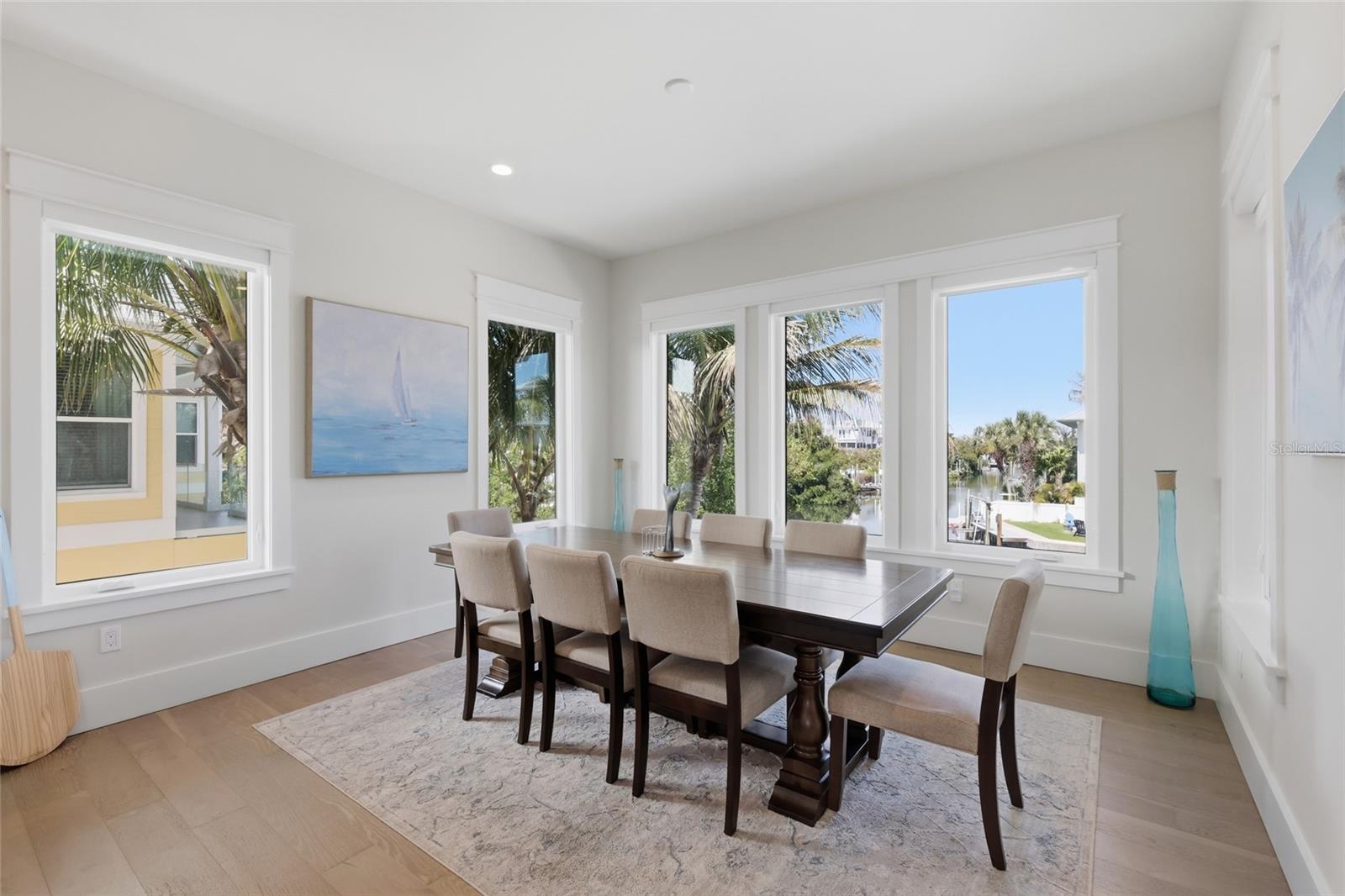 50 N SHORE DR — photo 15