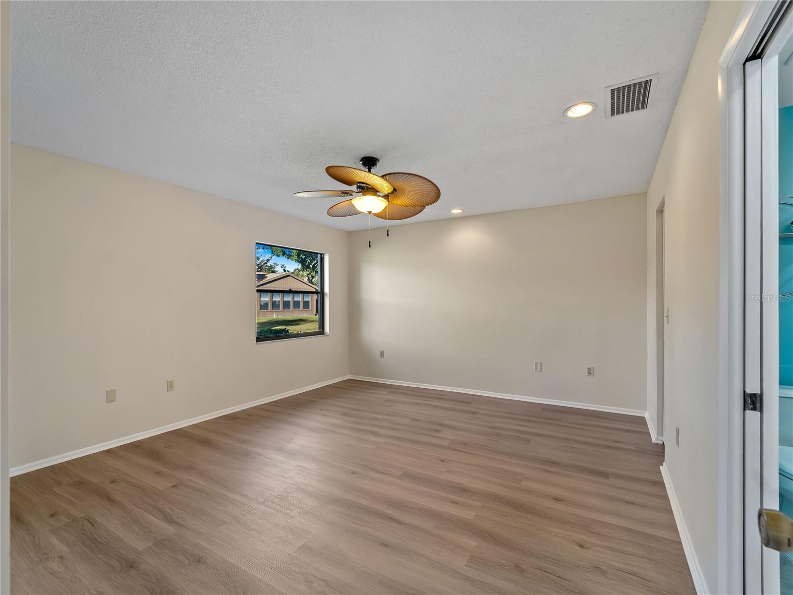 365 OAK HILL WAY #32 — photo 13