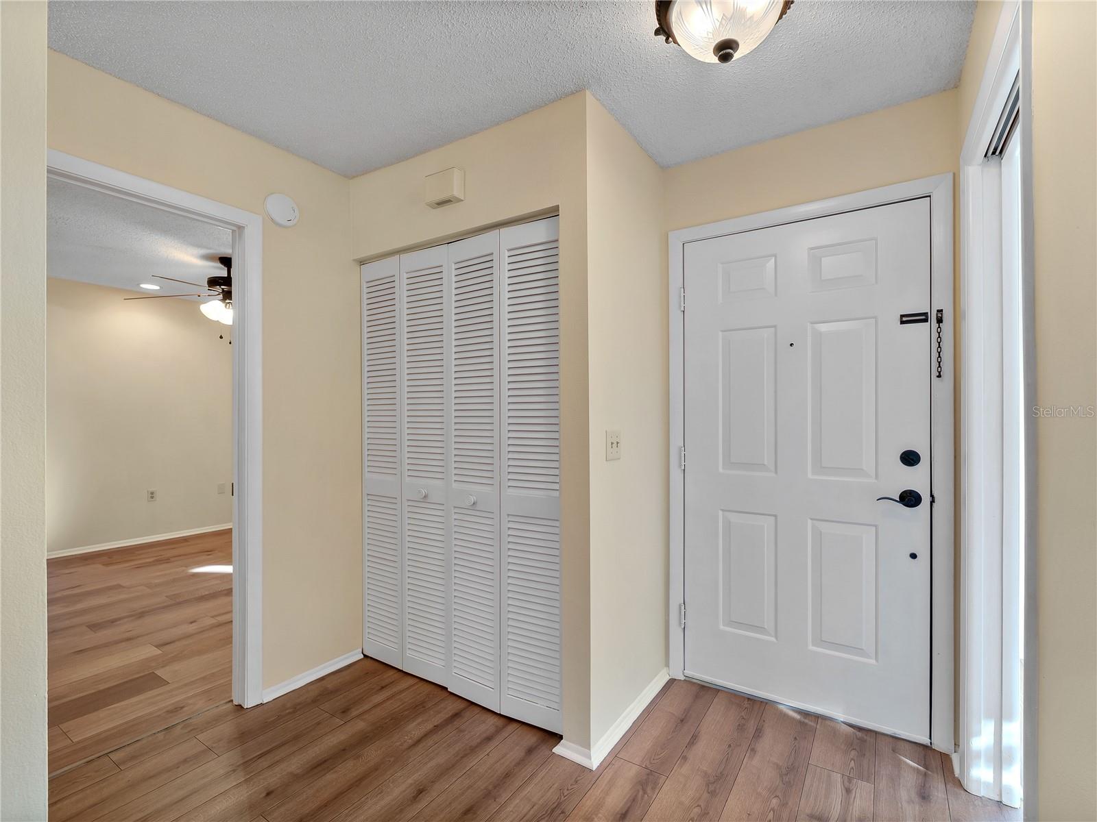 365 OAK HILL WAY #32 — photo 7