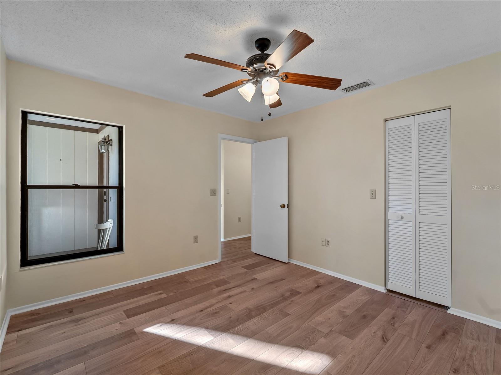 365 OAK HILL WAY #32 — photo 24