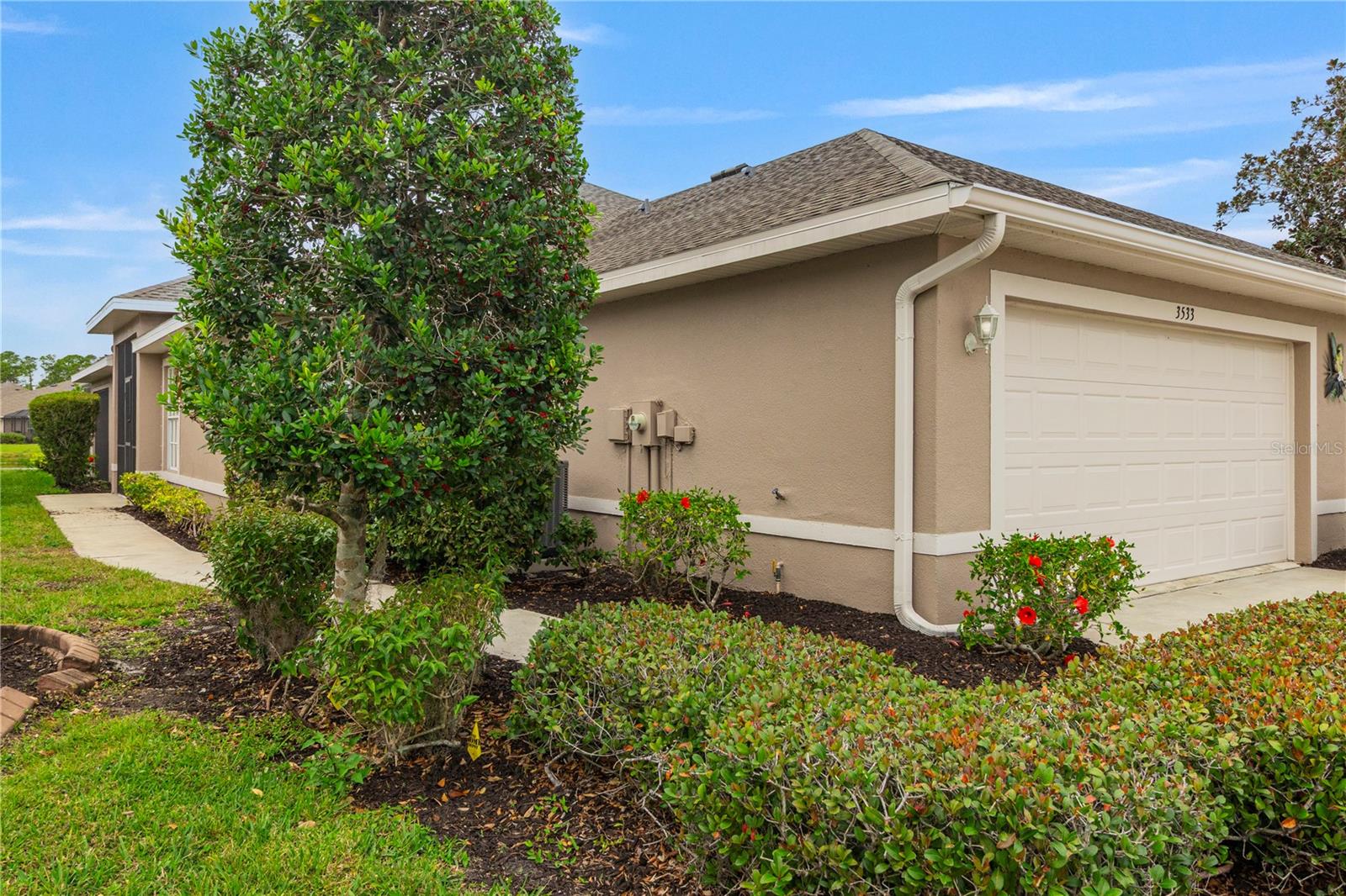 3533 LAKEWOOD BLVD — photo 3