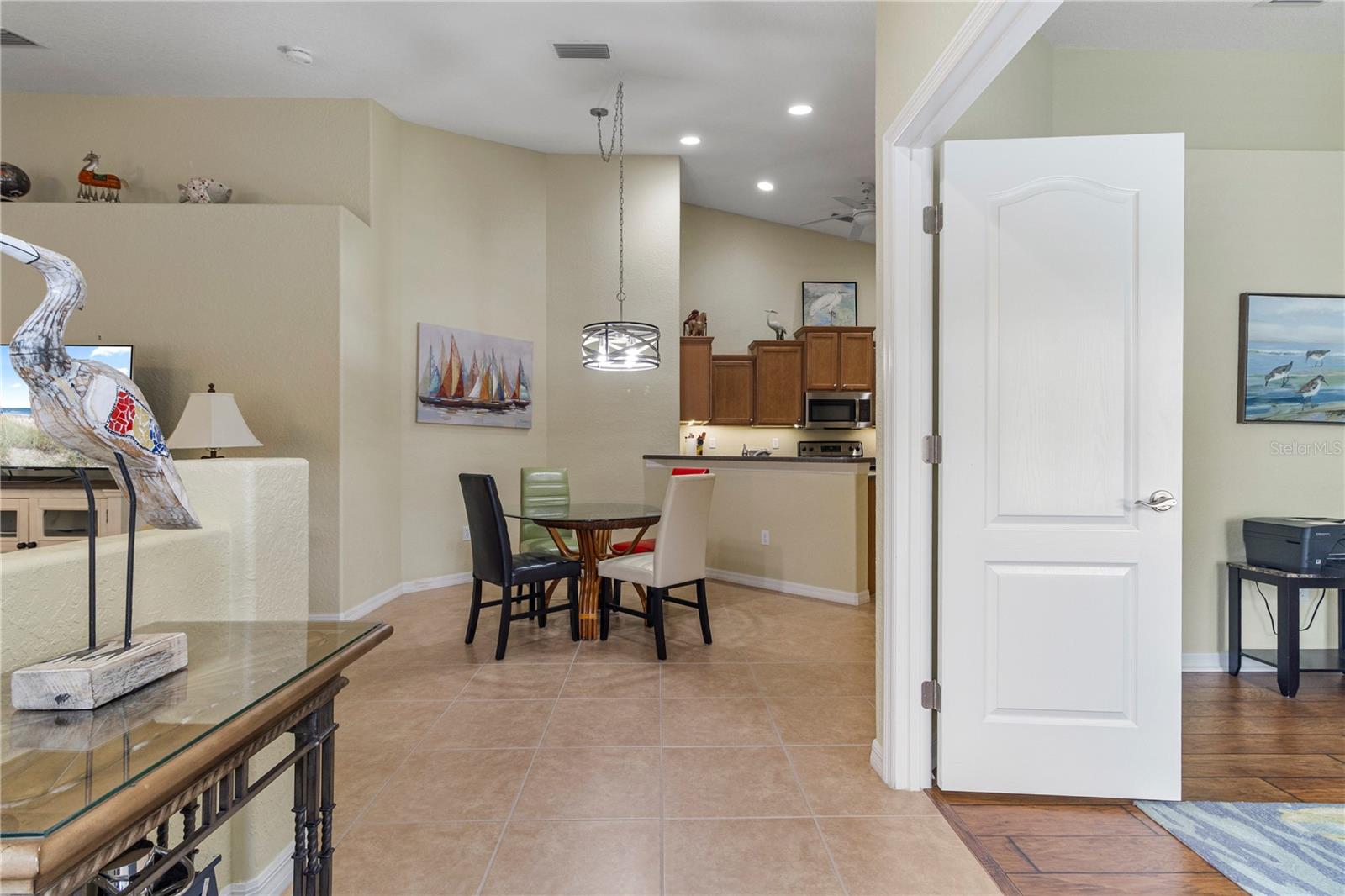 3533 LAKEWOOD BLVD — photo 5