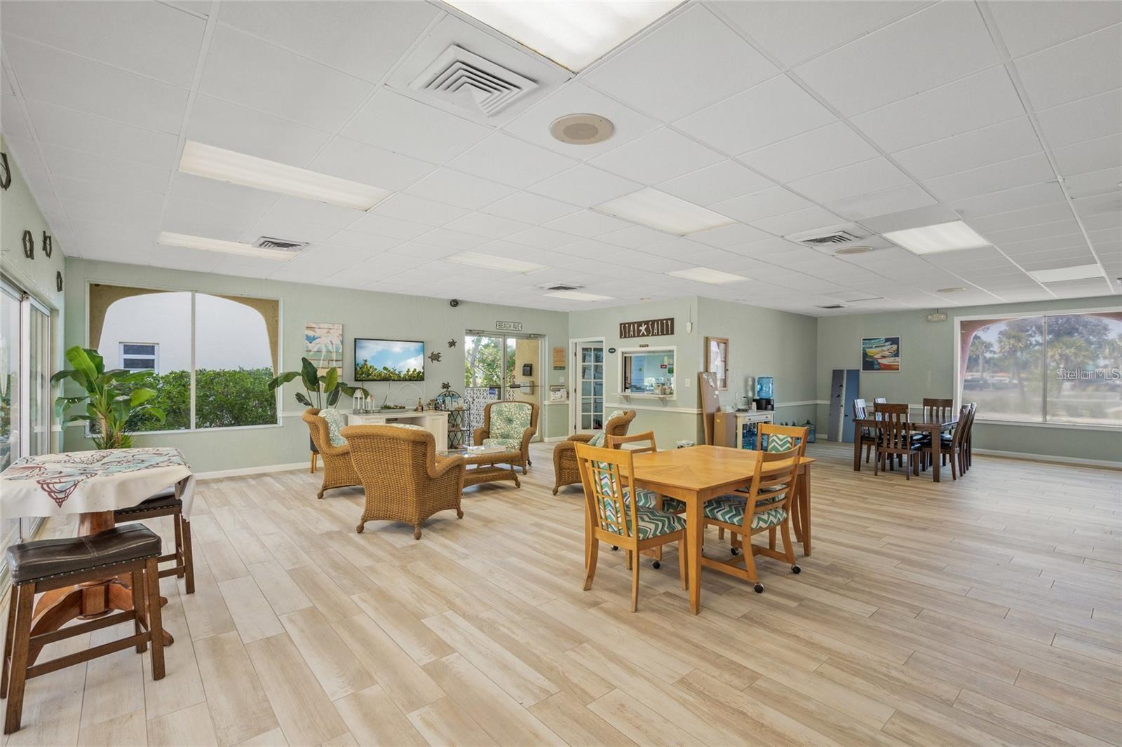 915 BEACH RD #216 — photo 22