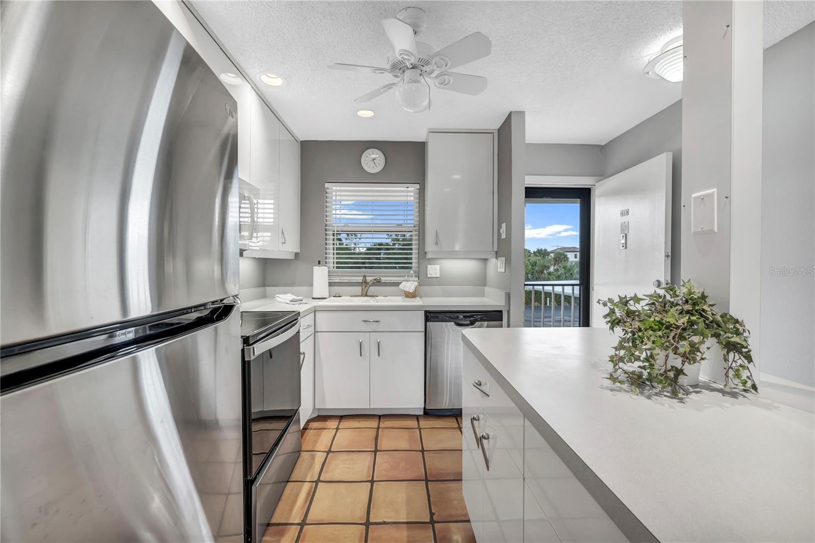 915 BEACH RD #216 — photo 14