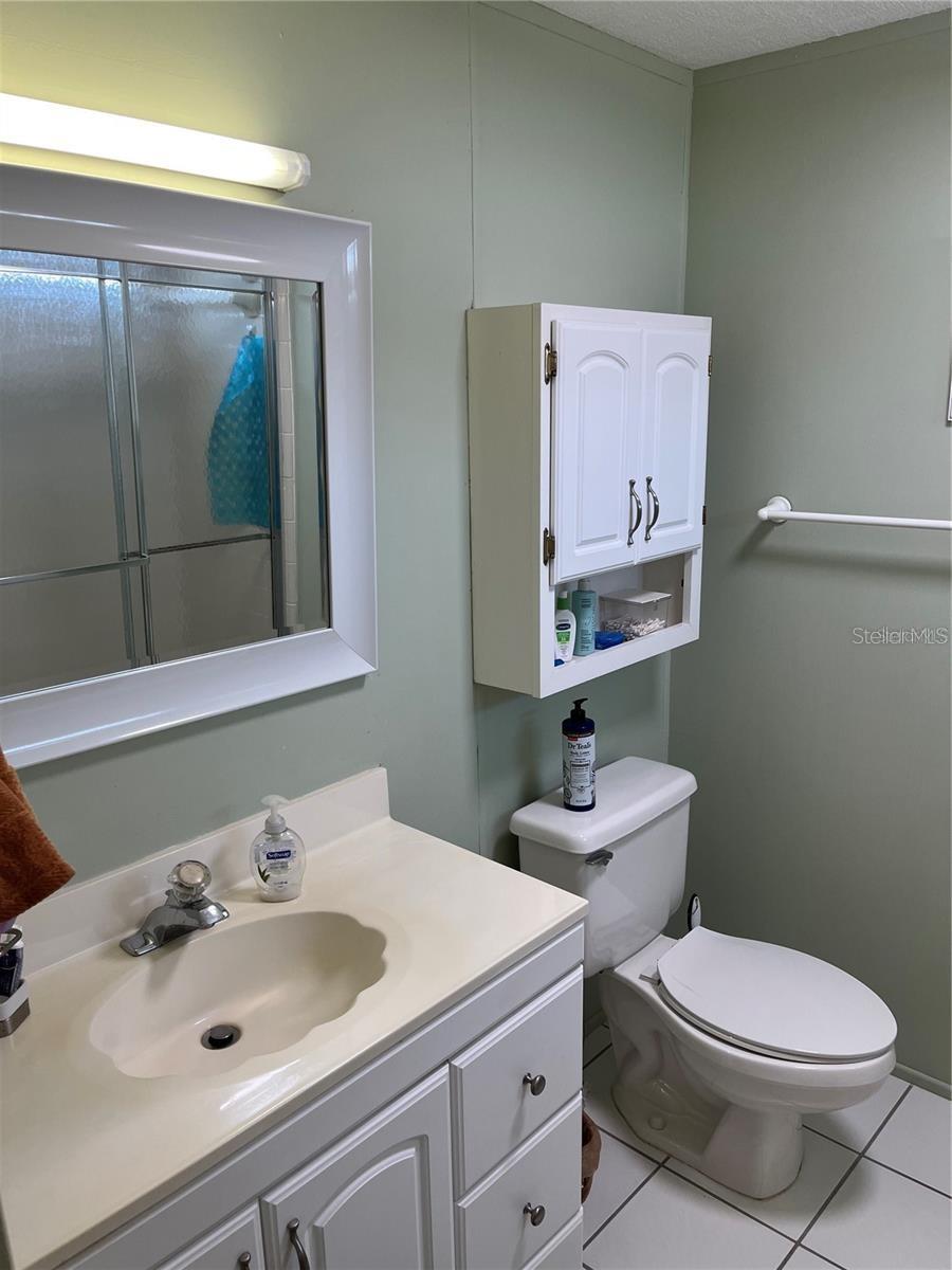 919 CORTINA BLVD — photo 33