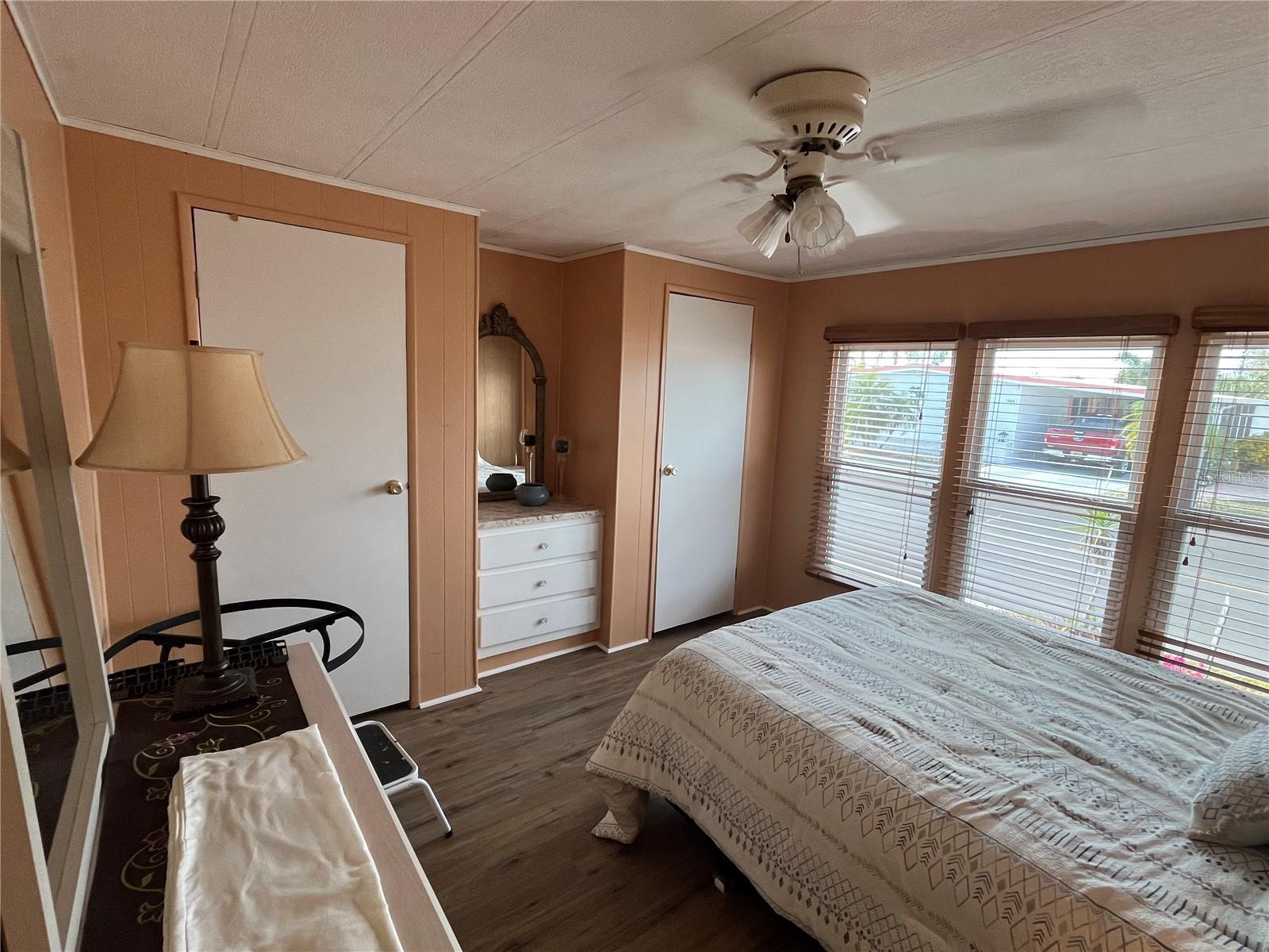 919 CORTINA BLVD — photo 45