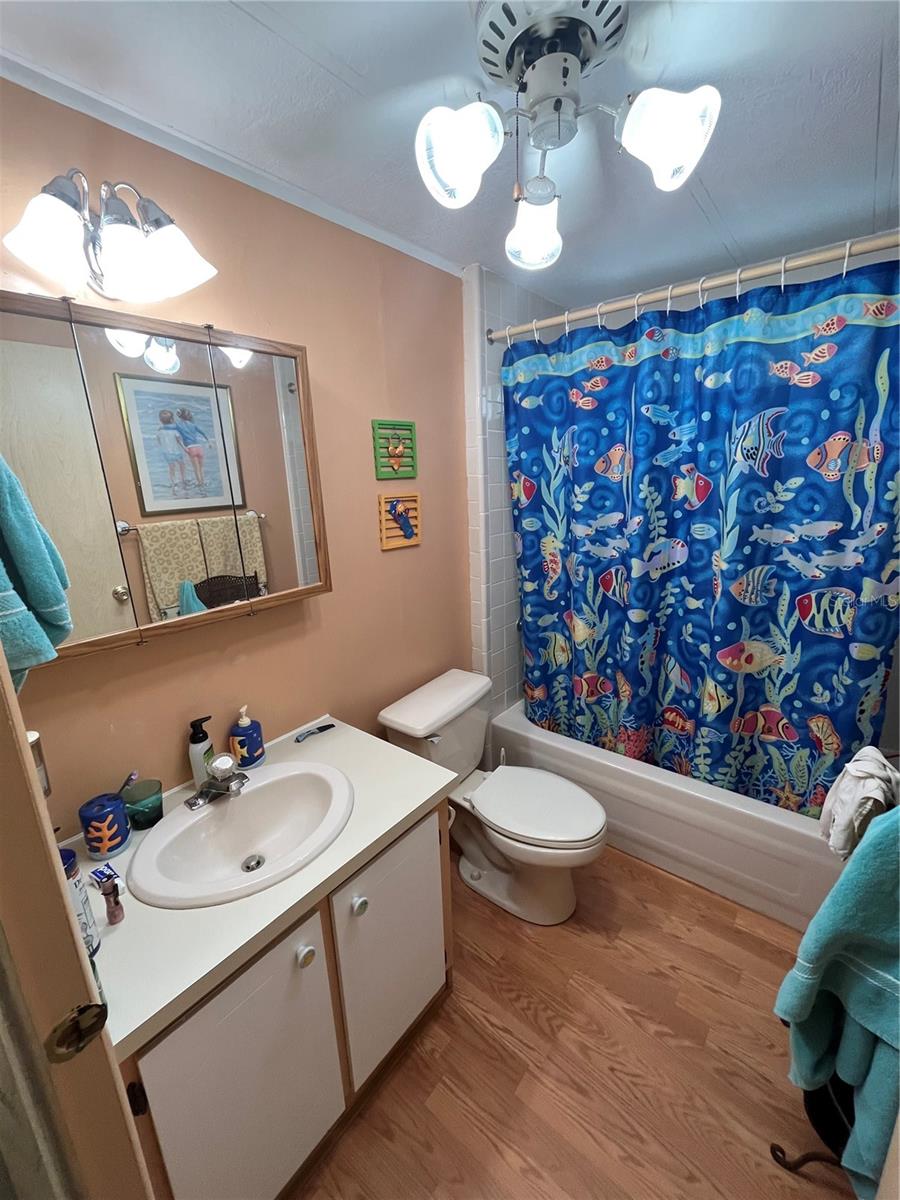 919 CORTINA BLVD — photo 49