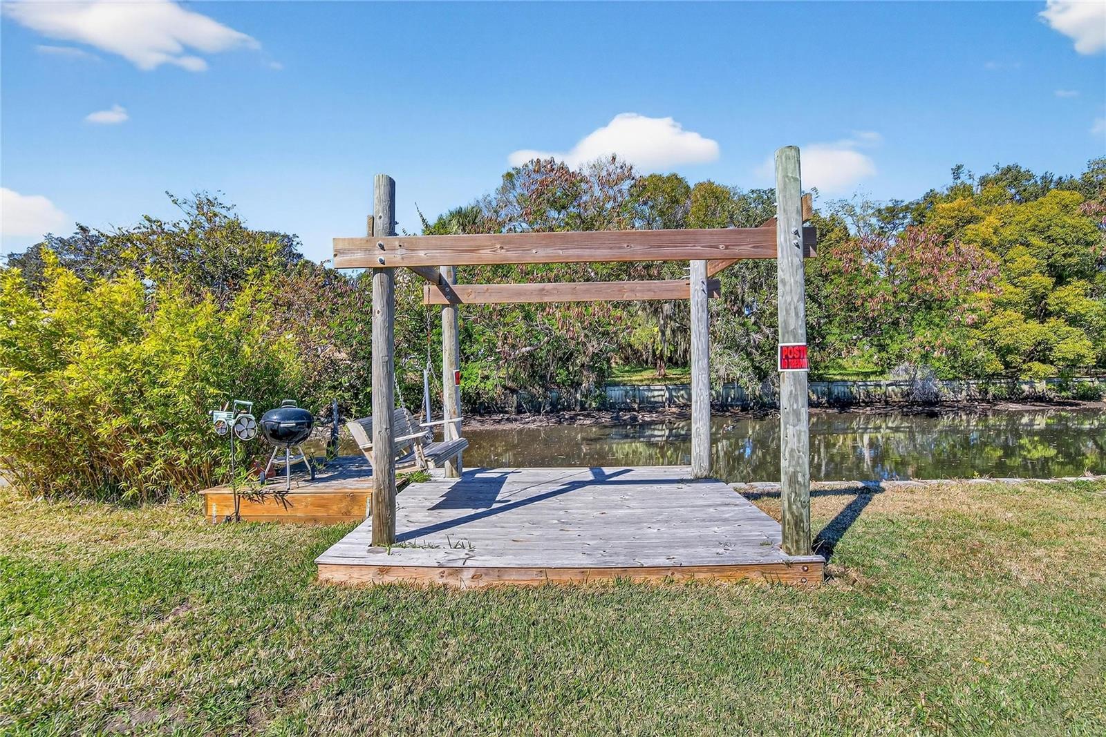8615 PARKWAY CIR — photo 15
