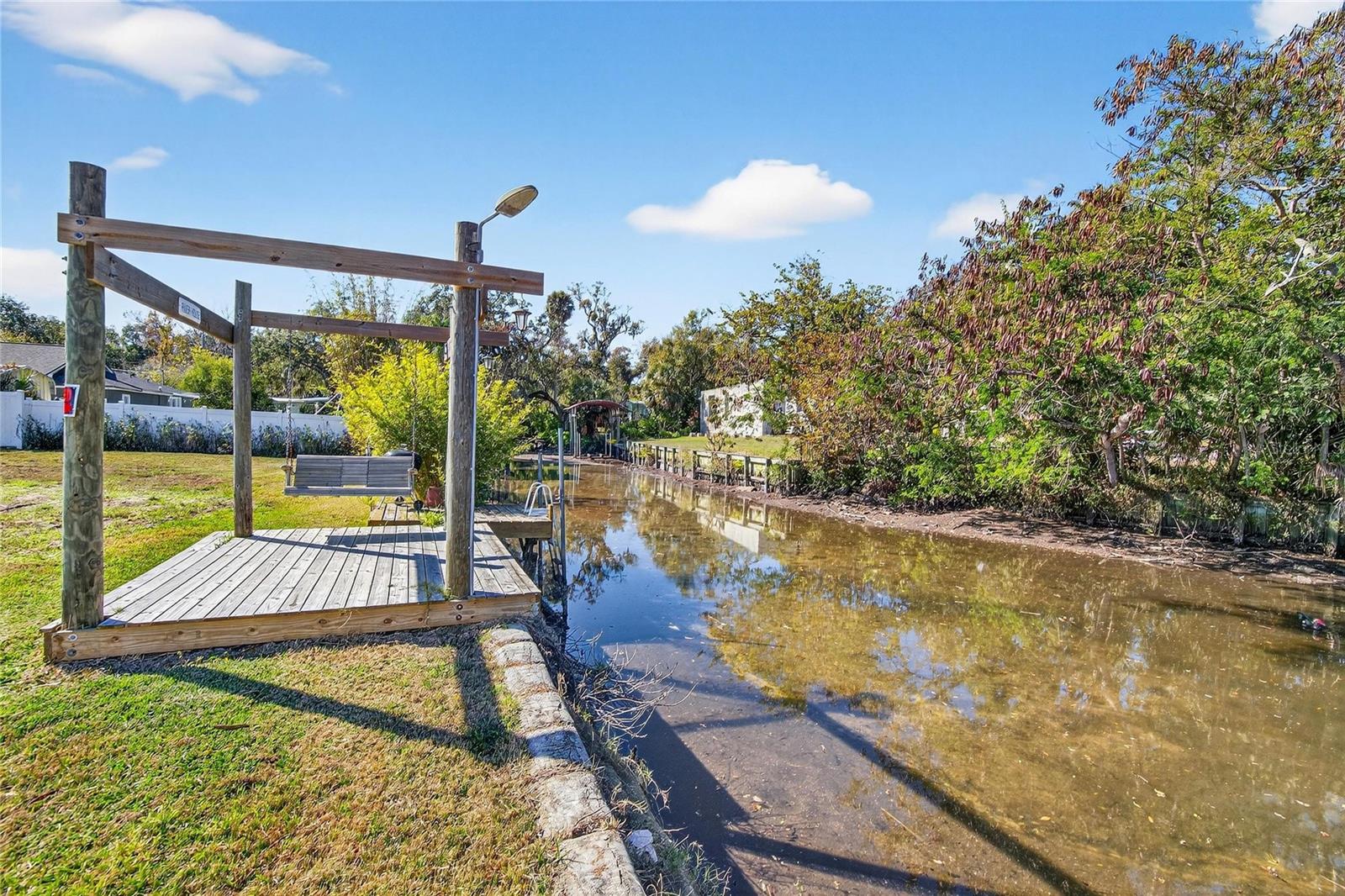 8615 PARKWAY CIR — photo 13