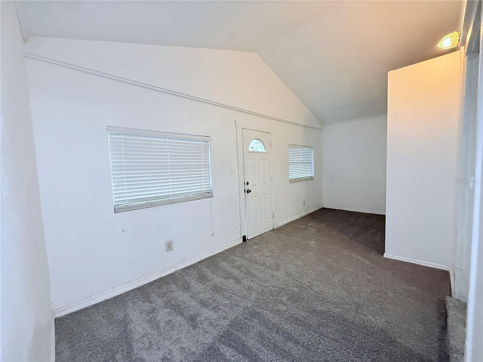 405 E DR. MARTIN LUTHER KING JR. BLVD — photo 2