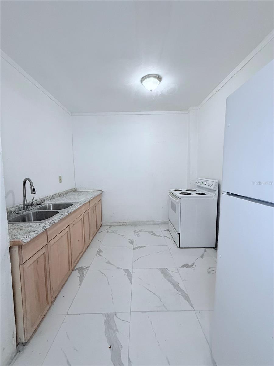 405 E DR. MARTIN LUTHER KING JR. BLVD — photo 6