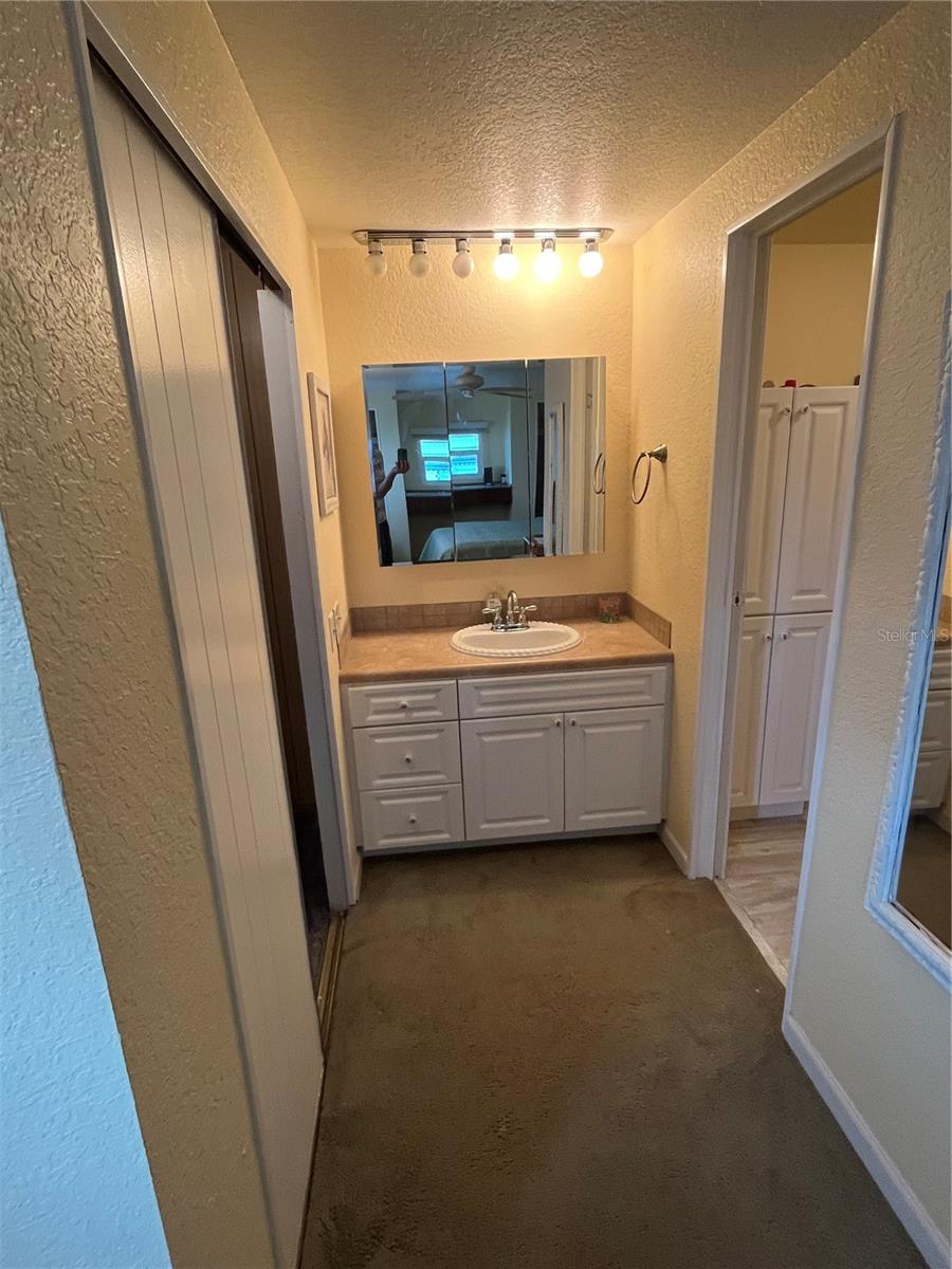 826 TRENTO DR — photo 36