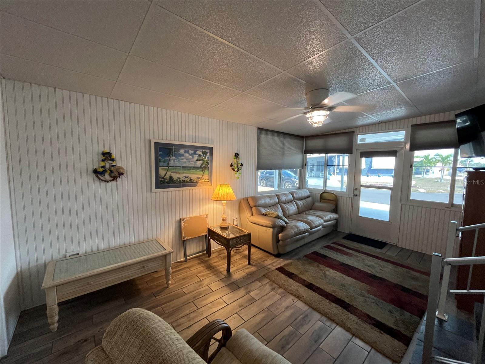 826 TRENTO DR — photo 45
