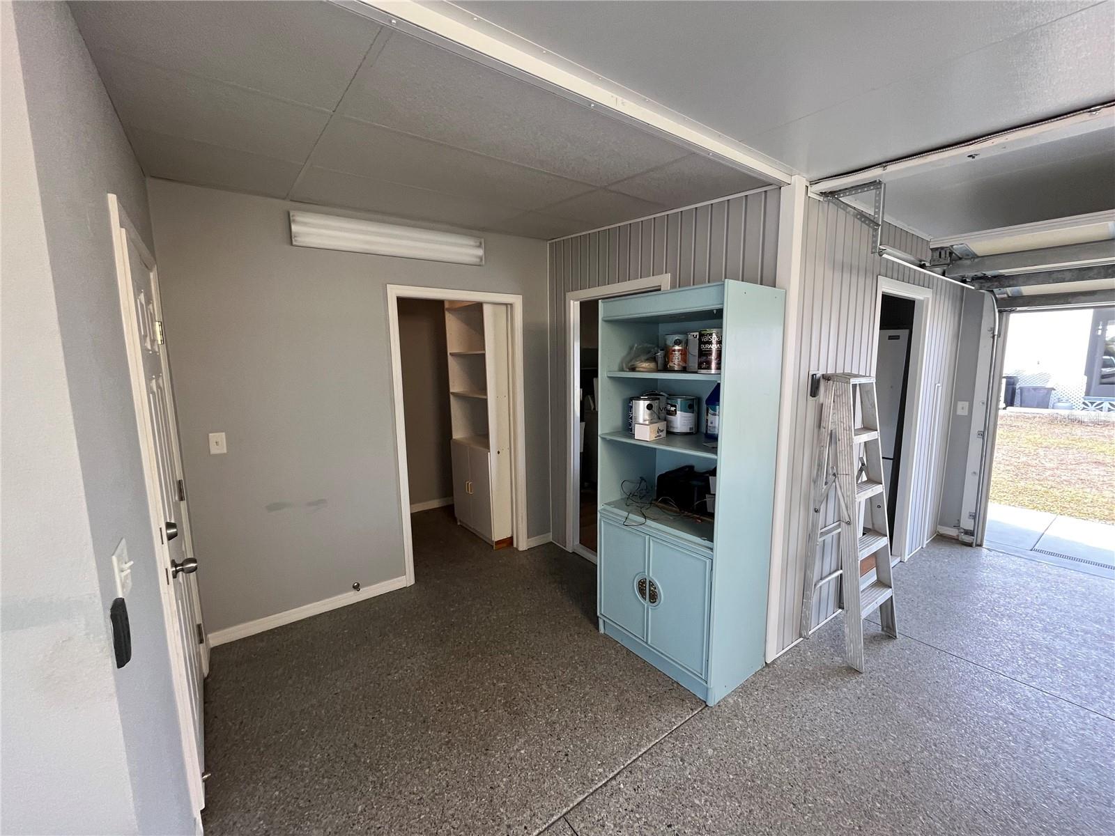 826 TRENTO DR — photo 47