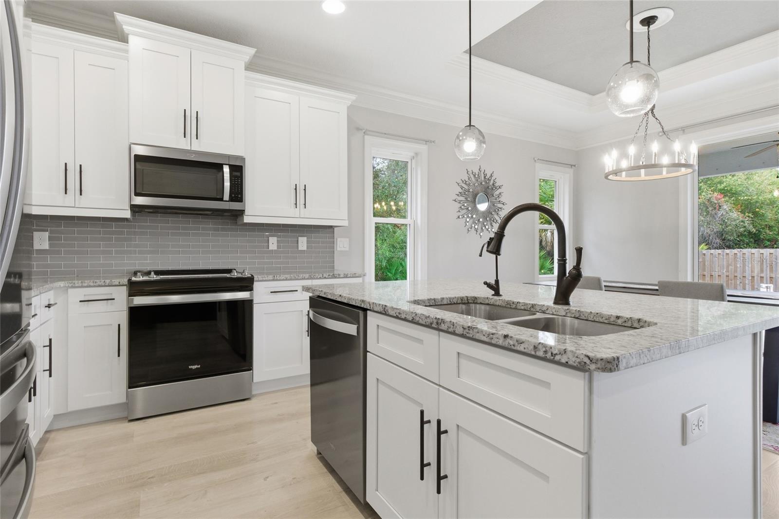 3373 EAGLE PASS ST — photo 15