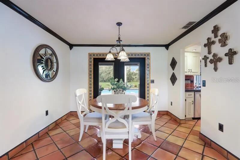 2077 RACIMO DR — photo 12