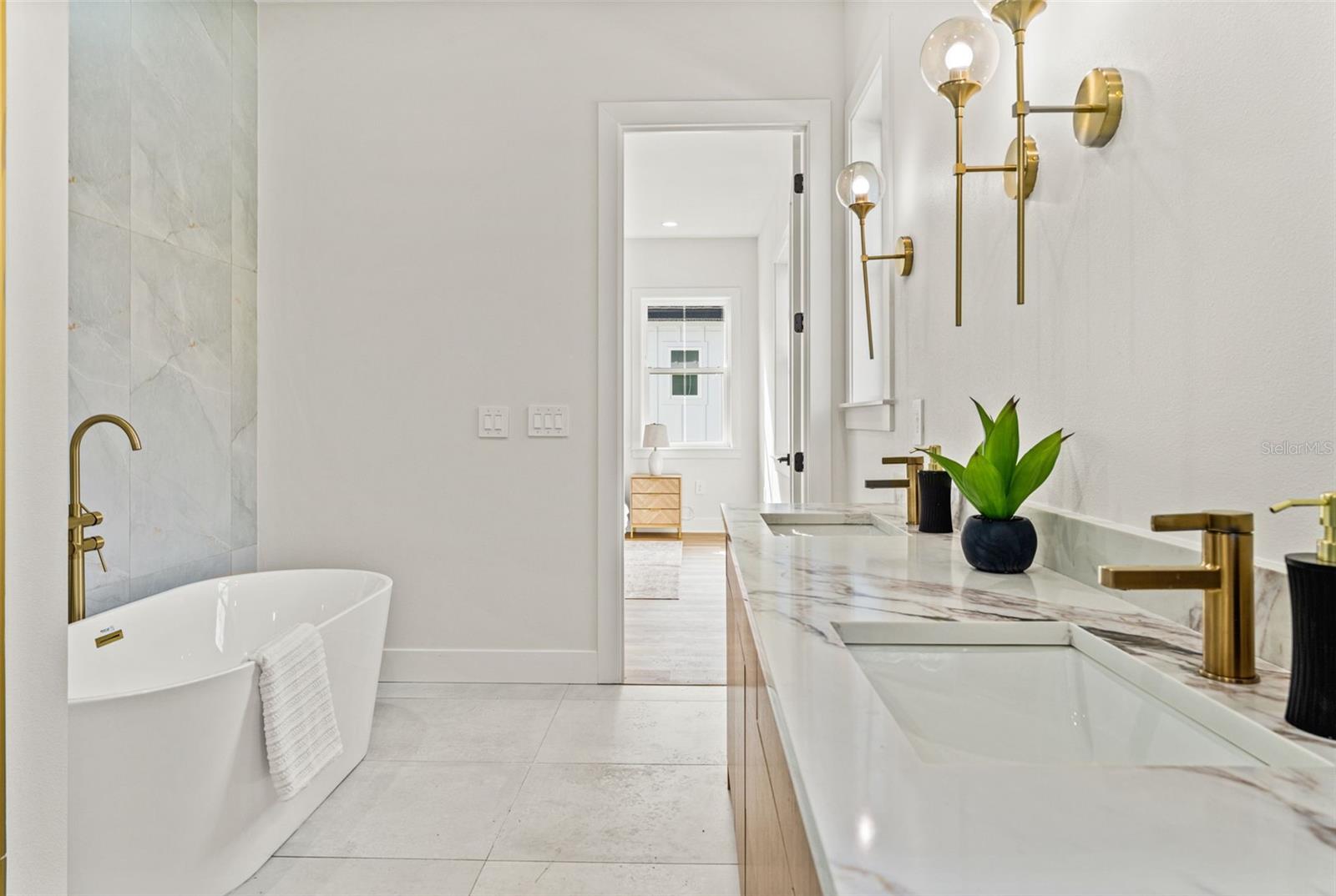 10194 HODSON PL — photo 23