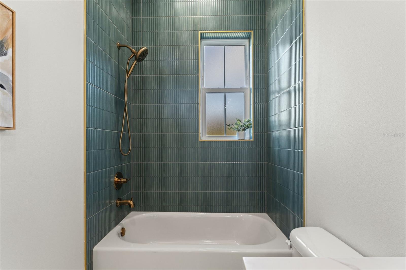 10194 HODSON PL — photo 41