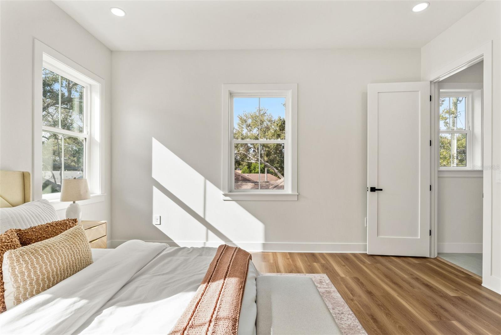 10194 HODSON PL — photo 19