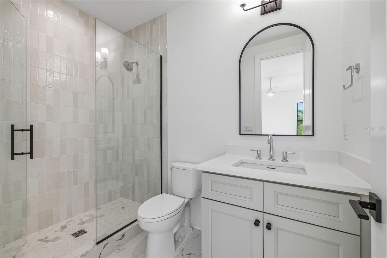 2936 W ROGERS AVE — photo 36