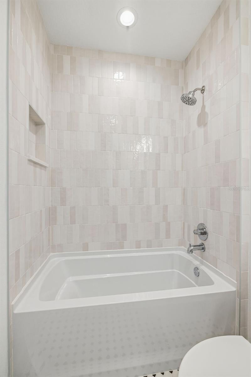 2936 W ROGERS AVE — photo 41