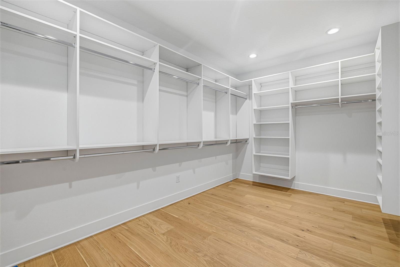 2936 W ROGERS AVE — photo 32