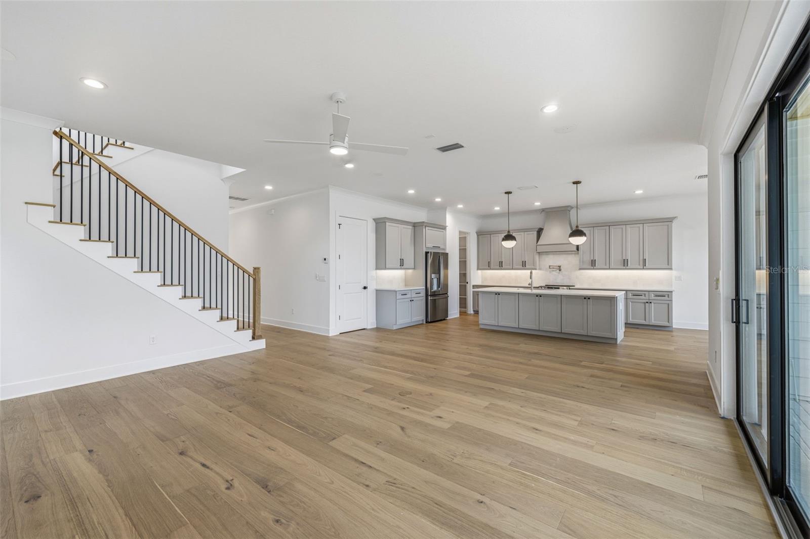 2936 W ROGERS AVE — photo 16