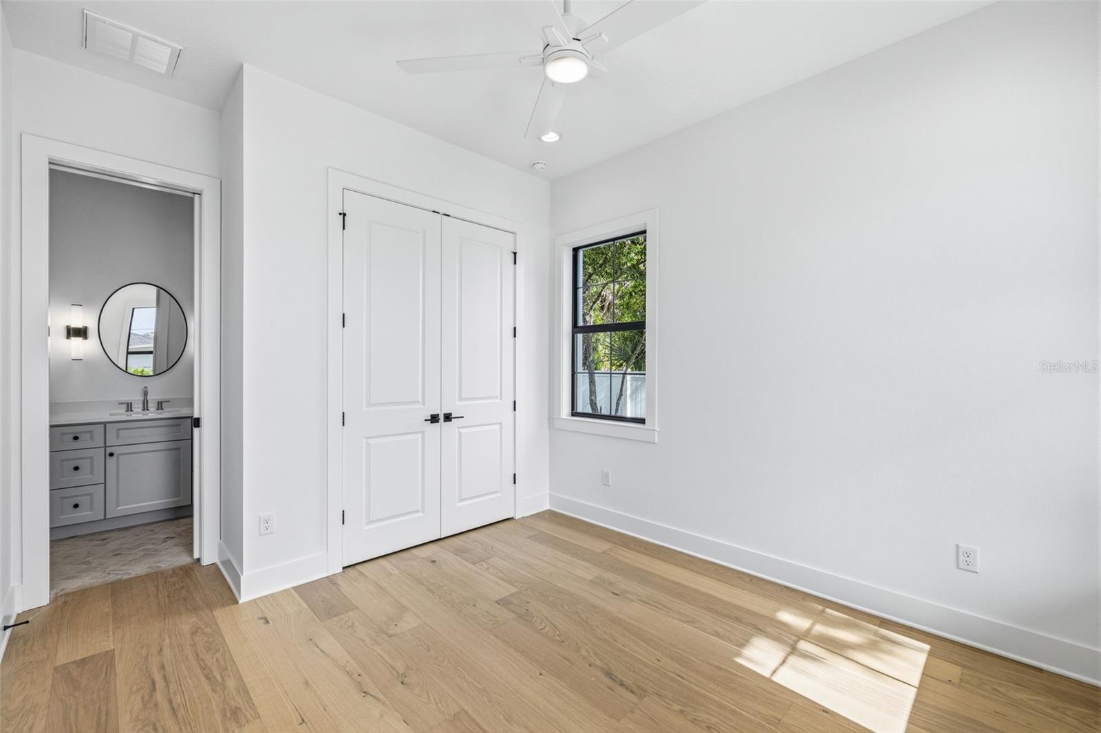 2936 W ROGERS AVE — photo 20