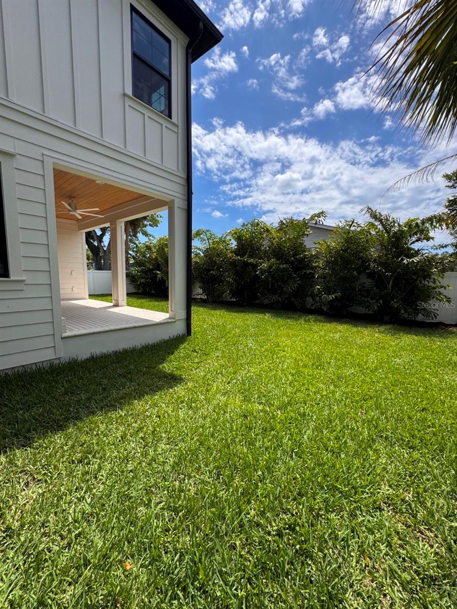 2936 W ROGERS AVE — photo 49