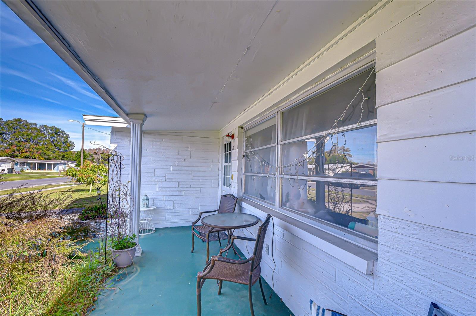 2128 SHANNON DR — photo 2
