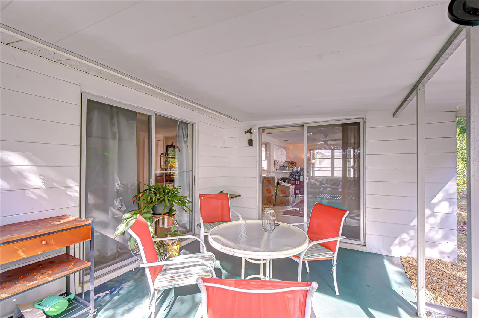 2128 SHANNON DR — photo 19