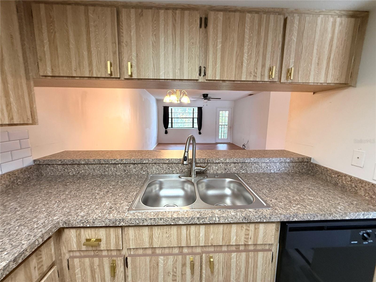12155 ENVIRONMENTAL DR #6 — photo 18