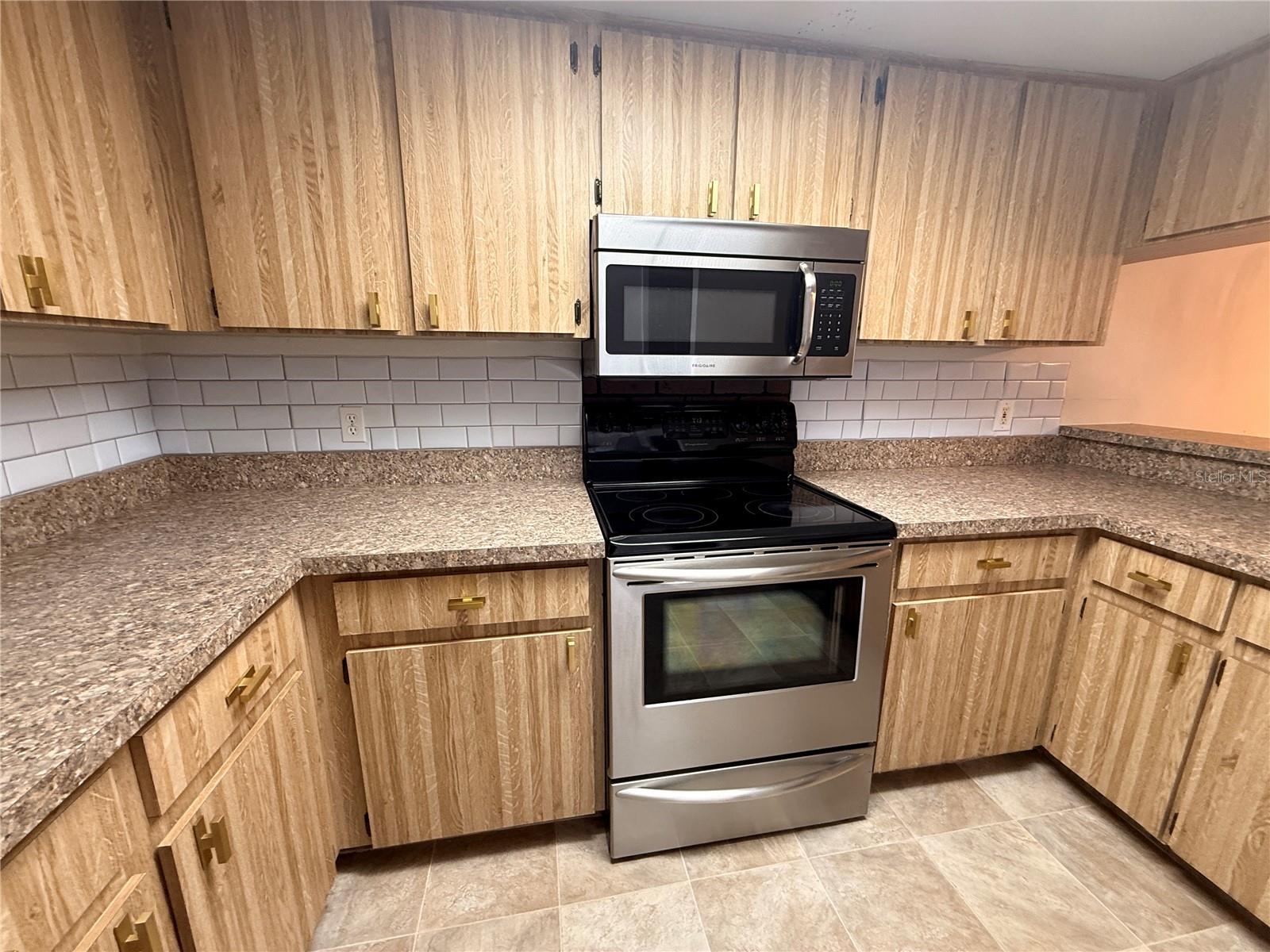 12155 ENVIRONMENTAL DR #6 — photo 15