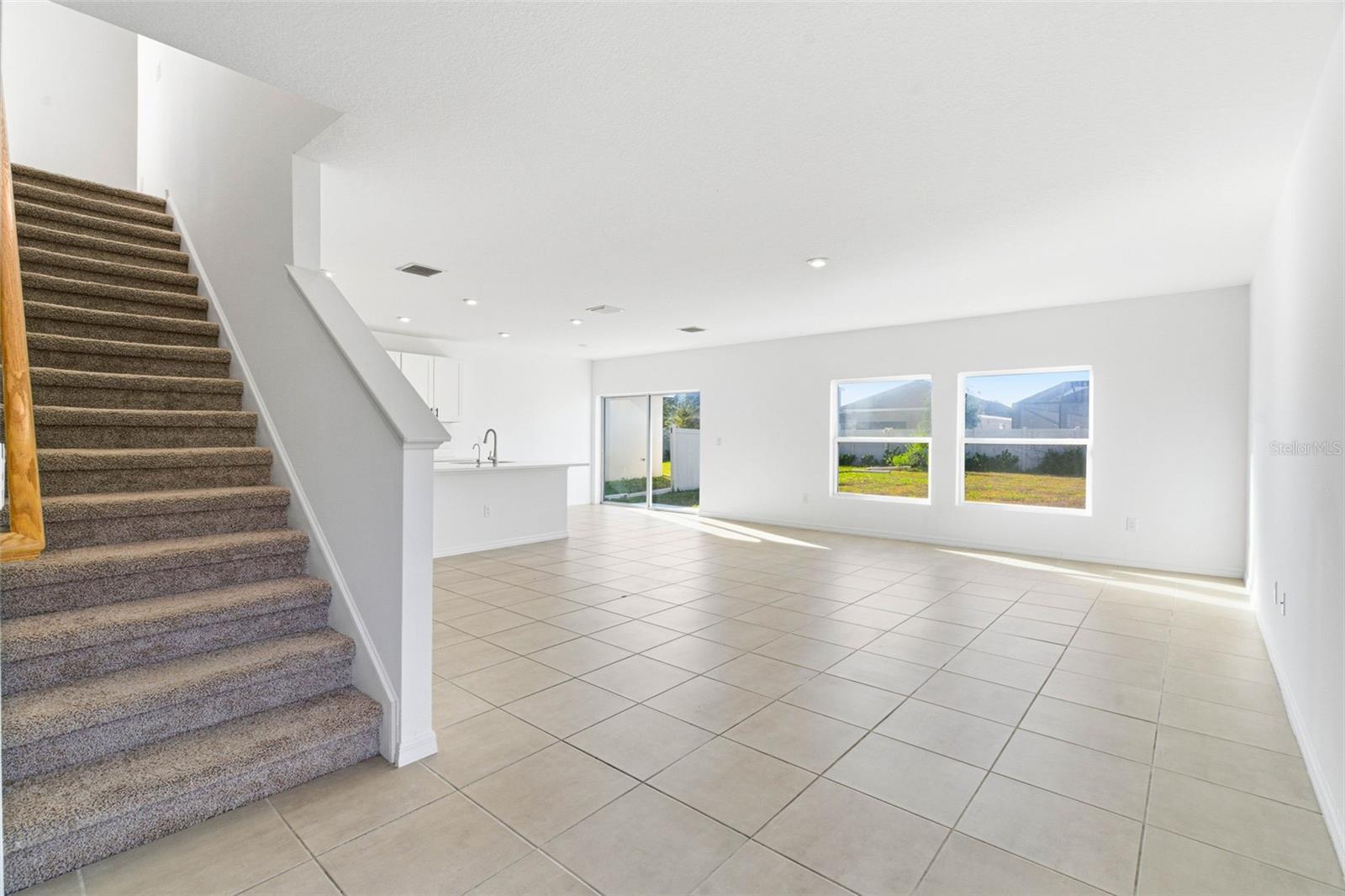 5905 LAURELCREST GLN — photo 15