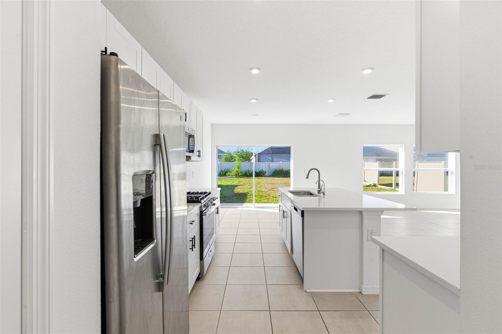 5905 LAURELCREST GLN — photo 12