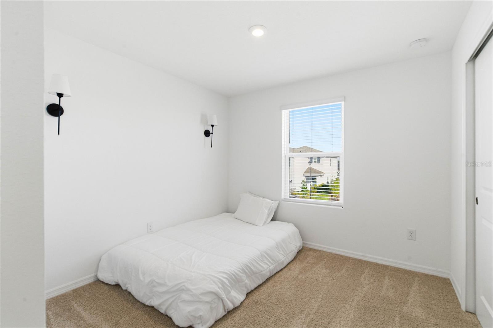 5905 LAURELCREST GLN — photo 26