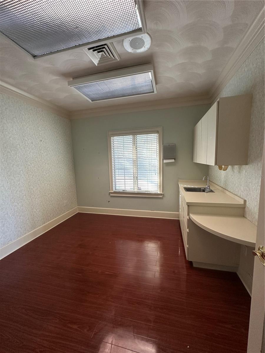 1005 PINELLAS ST — photo 17