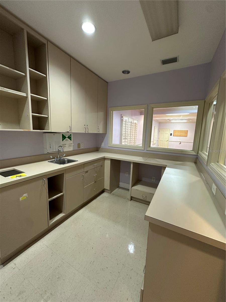 1005 PINELLAS ST — photo 10