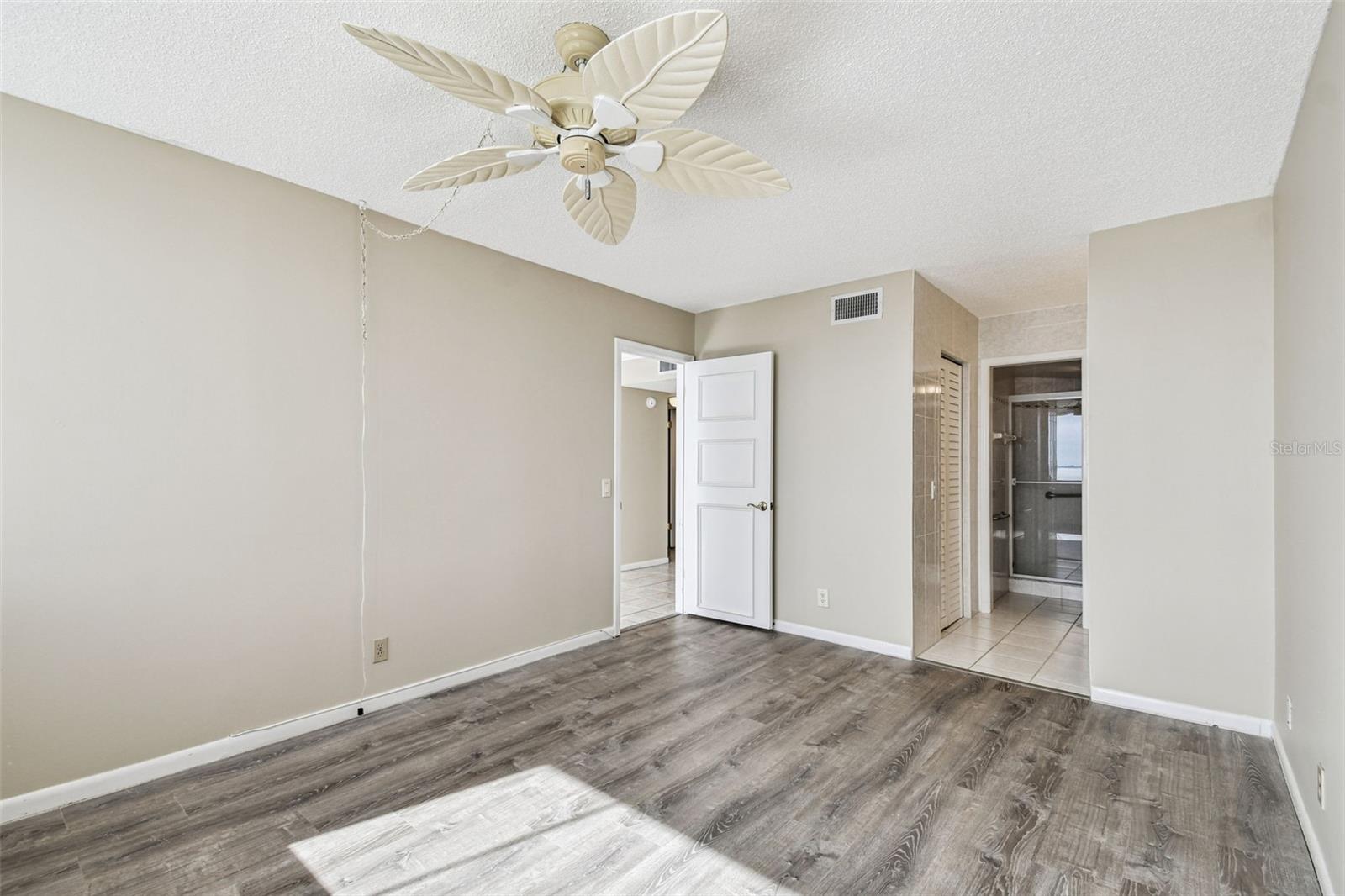 6104 PALMA DEL MAR BLVD S #402 — photo 8