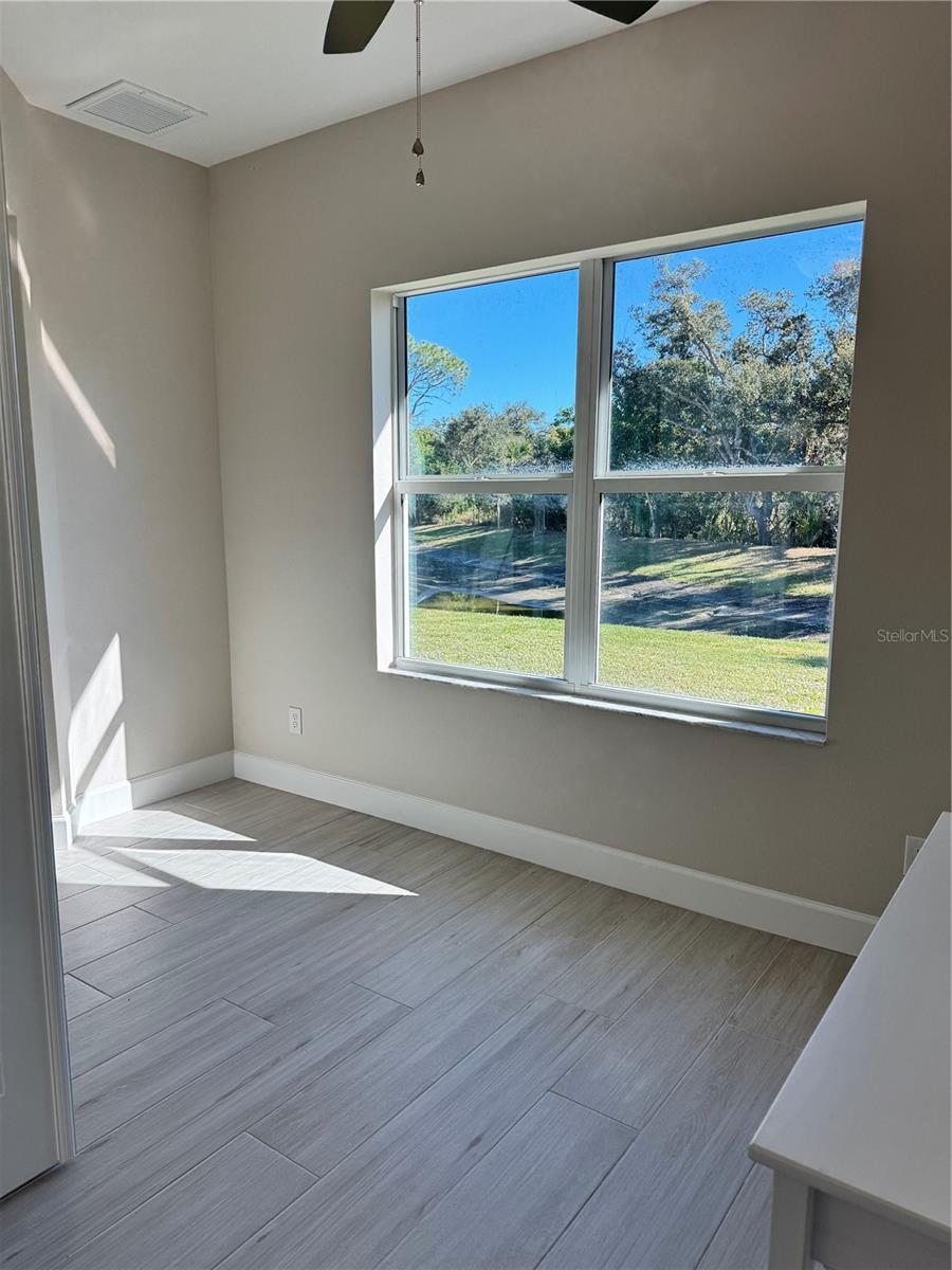 720 REDBUD CT — photo 26