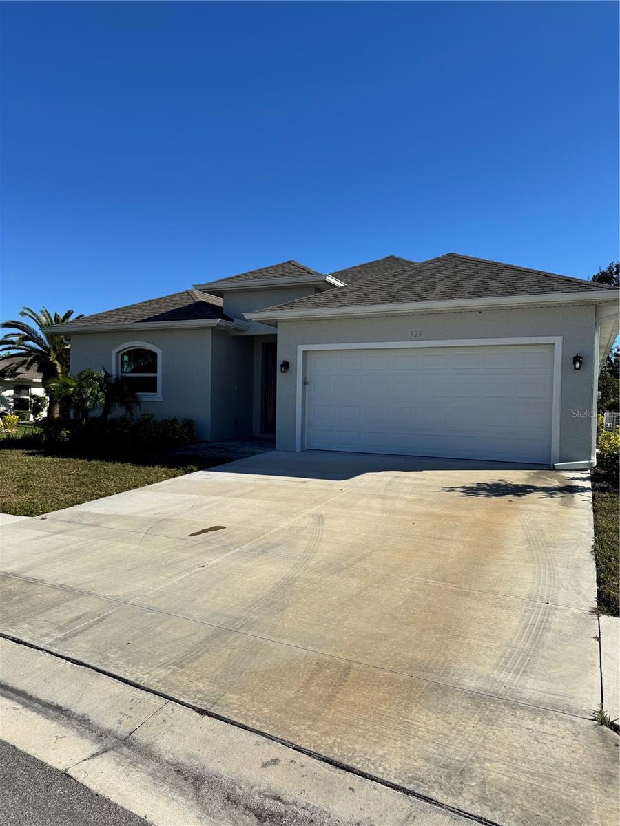 720 REDBUD CT — photo 2
