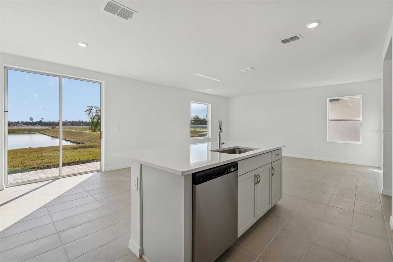 9018 OPTIMIST WAY — photo 13