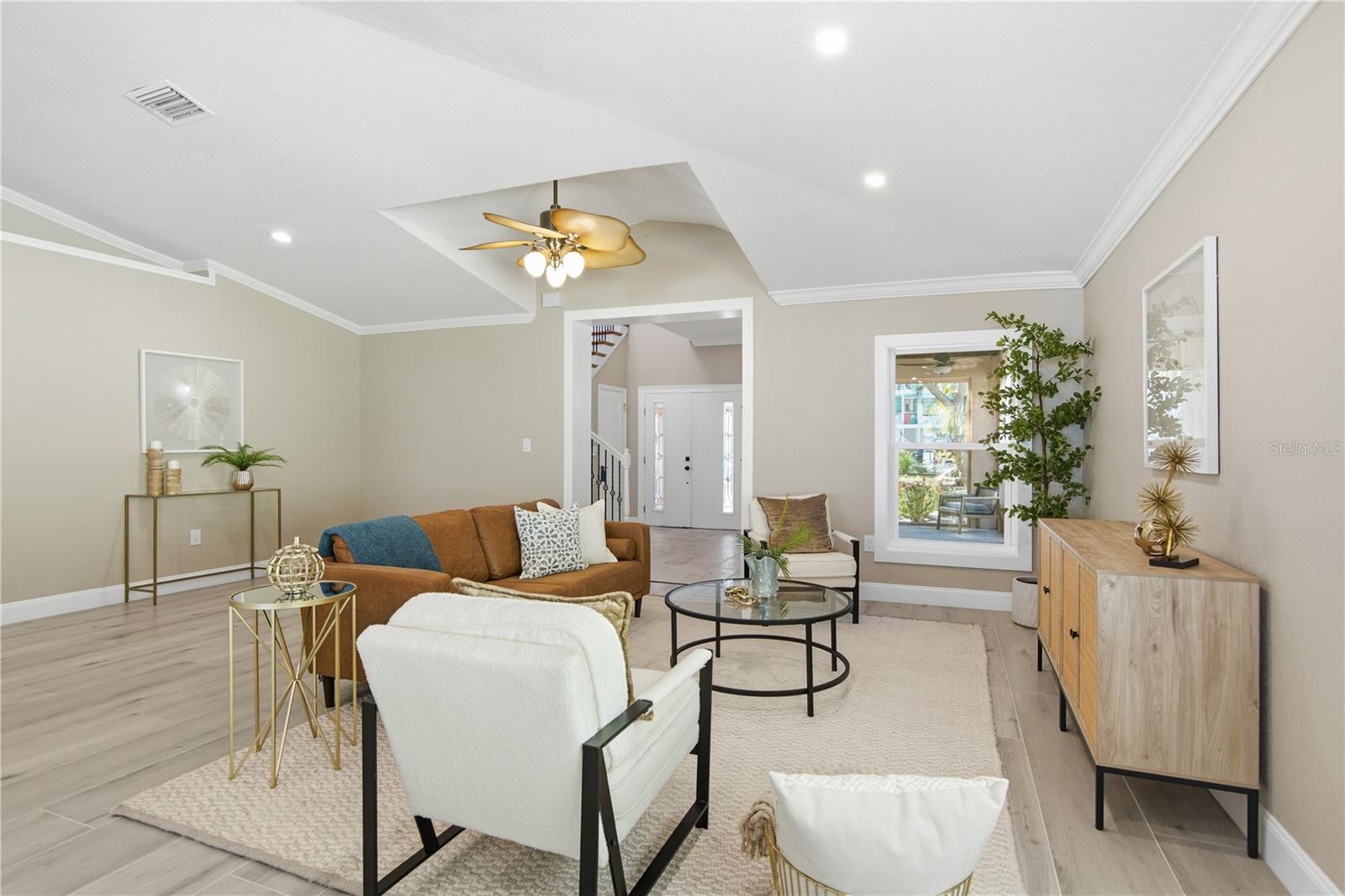 302 SHORE DR — photo 12